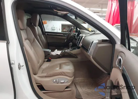 2013 Porsche Cayenne из США, поврежденный, VIN WP1AA2A25DLA03850